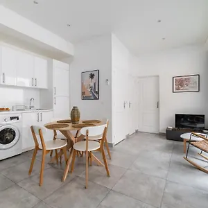  Apartment Calme Place Du Trocadero - 4p - Flat-guest